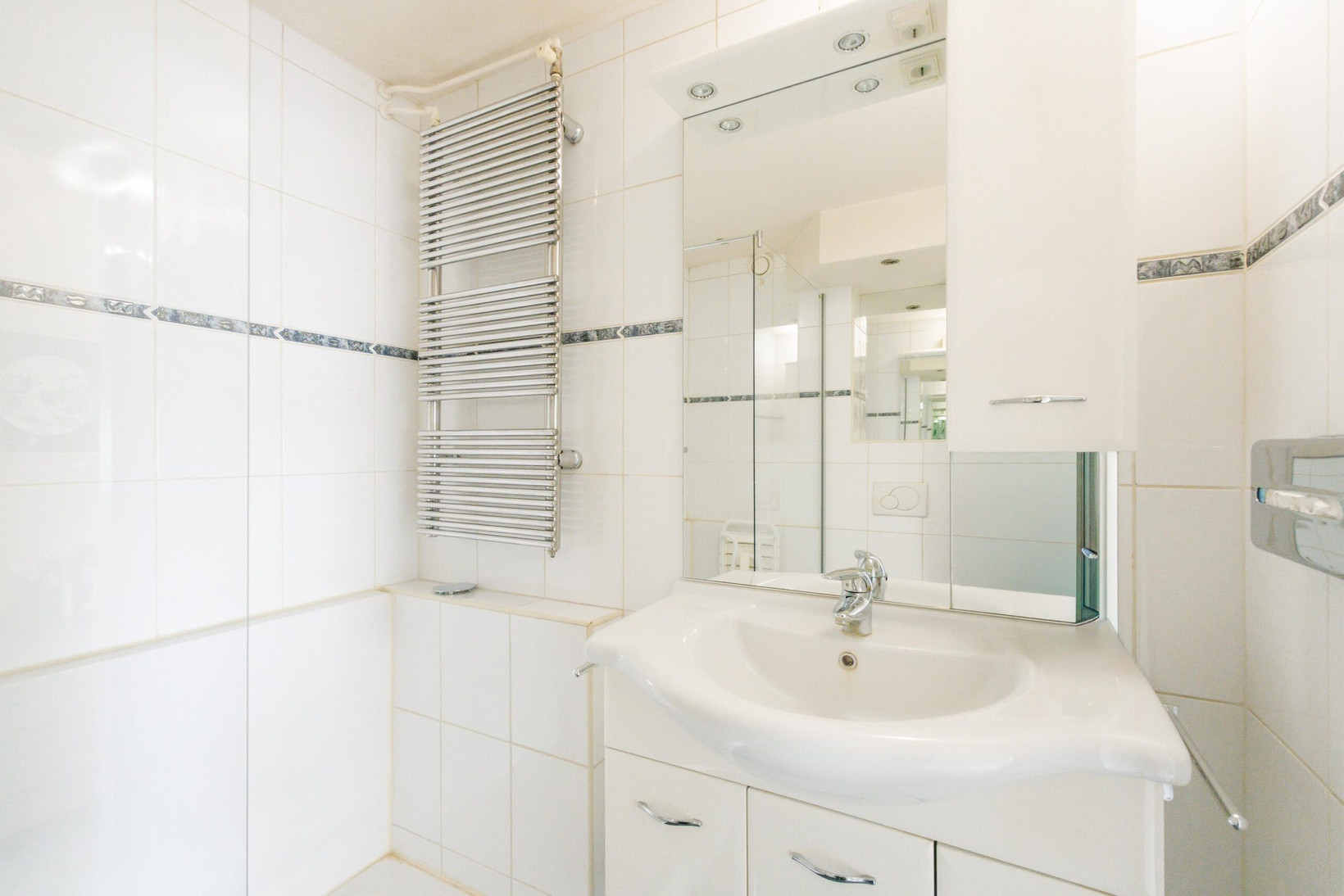 Appartement te koop: Julianaplantsoen 244, Diemen