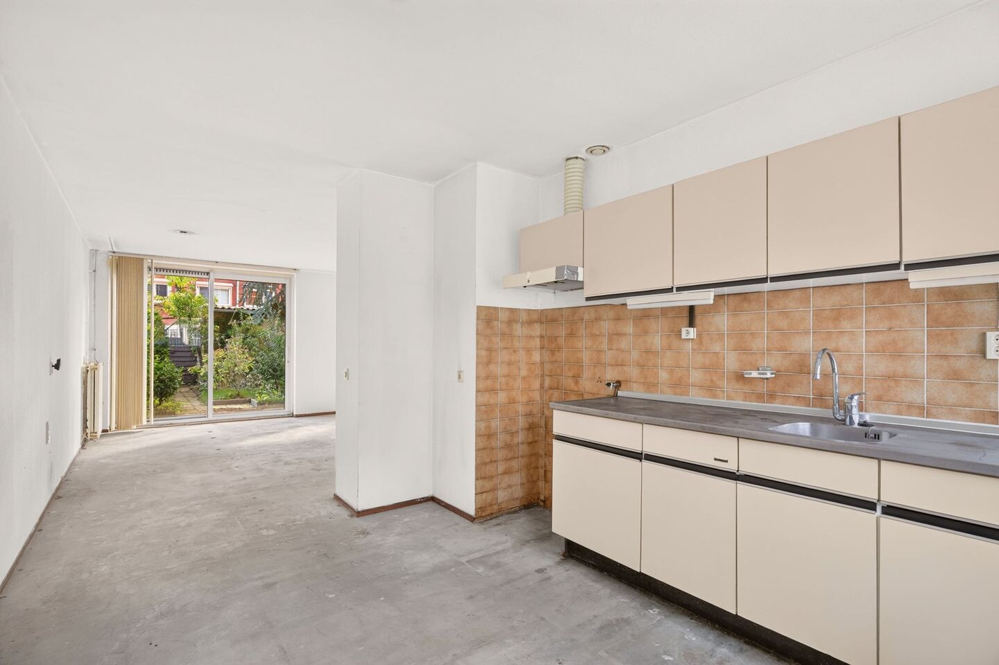 Tussenwoning te koop: Acaciastede 5, Diemen
