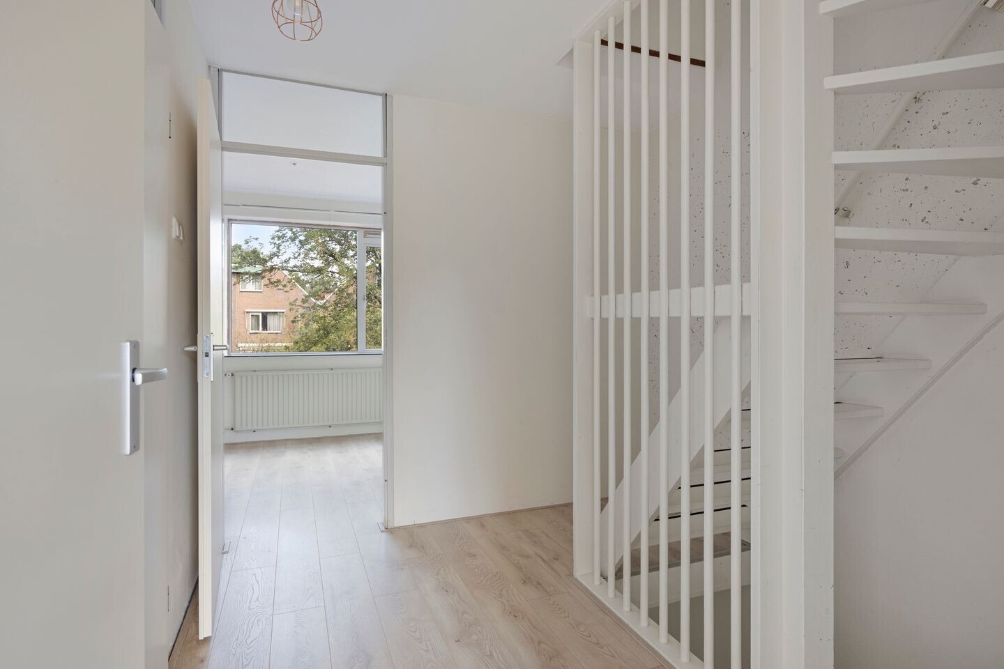 Tussenwoning te koop: Biesbosch 33, Diemen