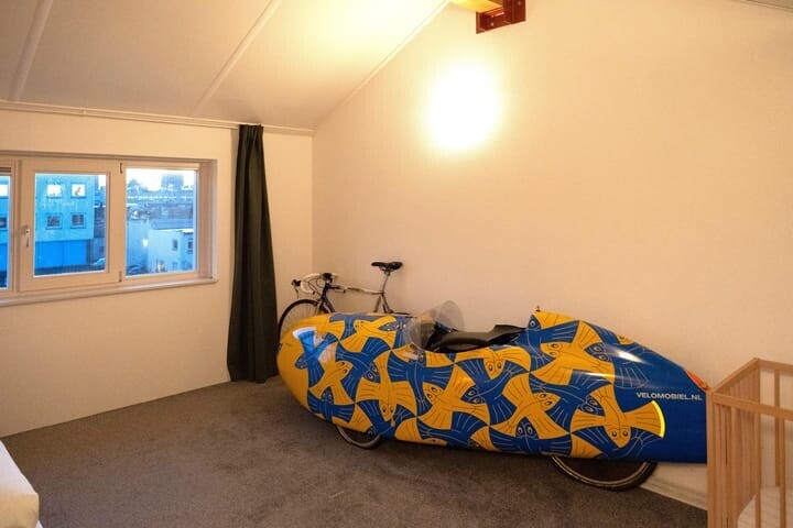 Tussenwoning te koop: Leliëndaal 384, Diemen