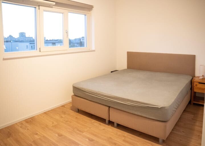 Tussenwoning te koop: Leliëndaal 384, Diemen