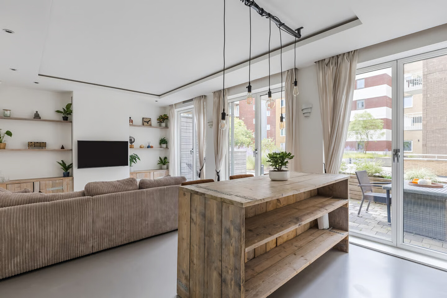 Appartement te koop: Jan Duikerhof 18, Diemen