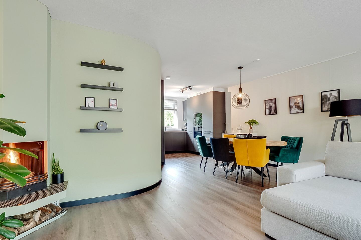 Tussenwoning te koop: Botterweg 12, Diemen