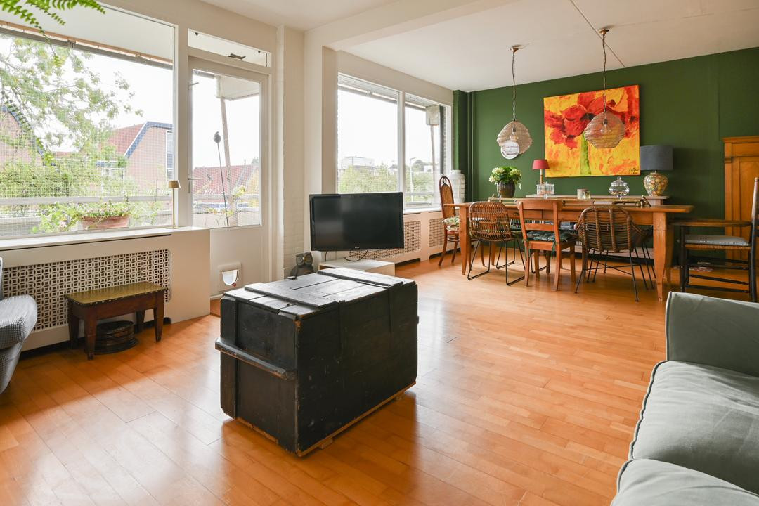 Appartement te koop: Michaëlplein 180, Duivendrecht
