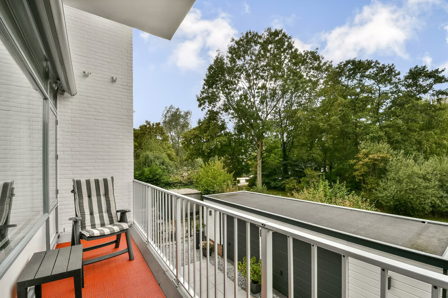 Tussenwoning te koop: Basilicumhof 40, Duivendrecht