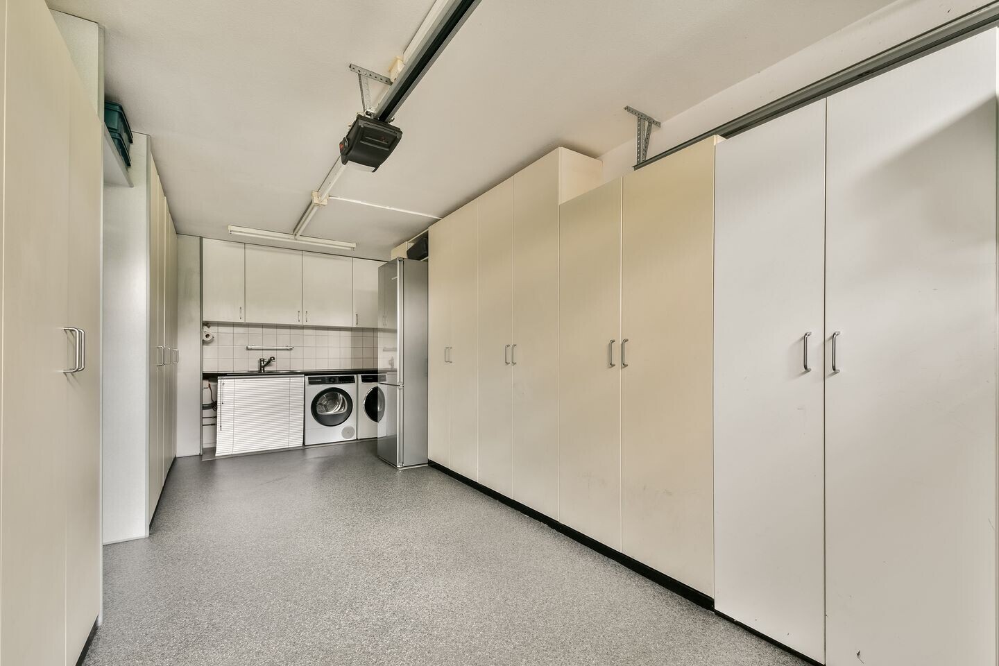 Tussenwoning te koop: Basilicumhof 40, Duivendrecht