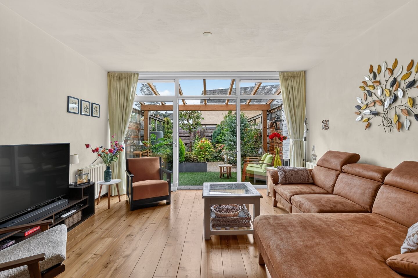 Tussenwoning te koop: Dr. M.L. Kingstraat 61, Landsmeer