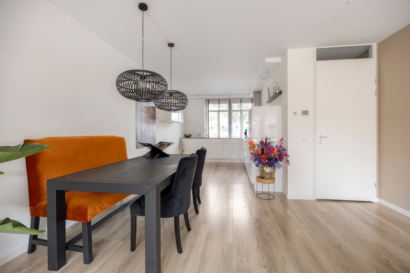 Tussenwoning te koop: Kerkstraat 10, Landsmeer