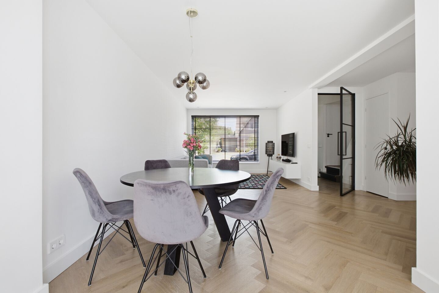 Tussenwoning te koop: de Gouwe 4, Landsmeer
