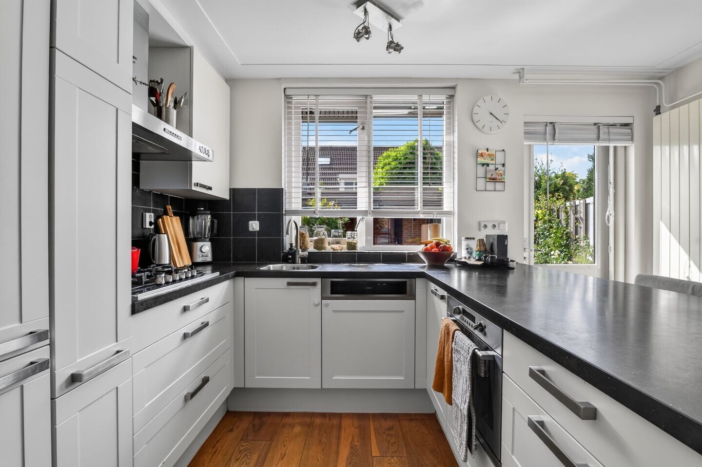 Tussenwoning te koop: Speksnijdersweg 18, Landsmeer
