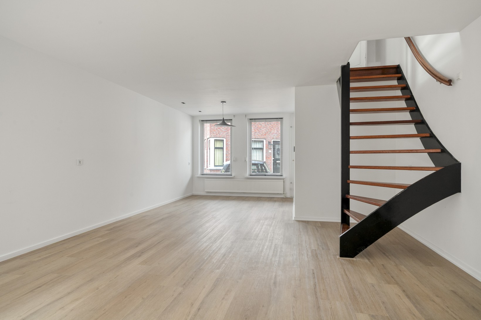 Tussenwoning te koop: Aalstraat 11, Volendam