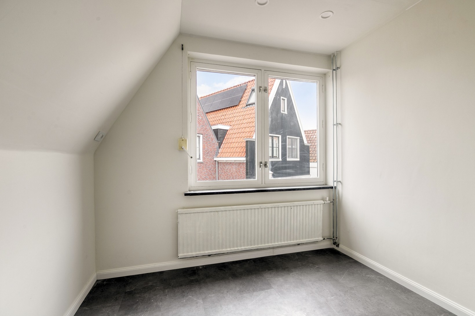 Tussenwoning te koop: Aalstraat 11, Volendam