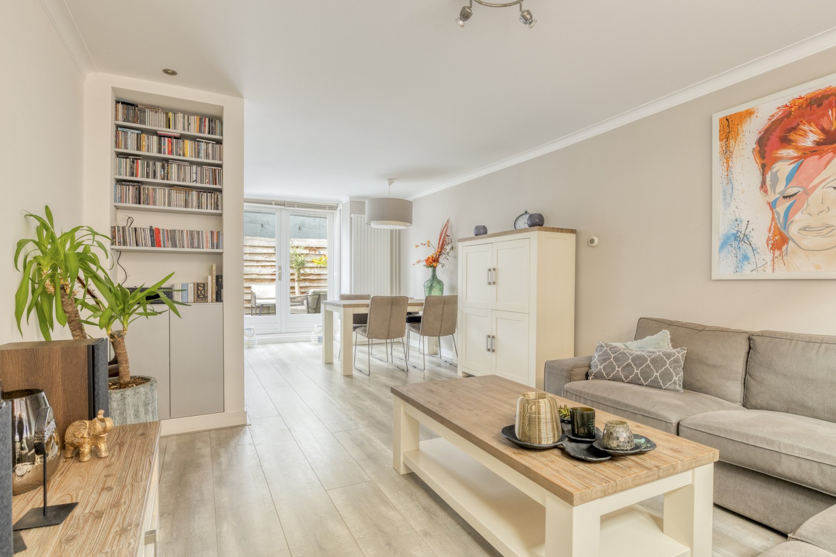 Hoekwoning te koop: St Jozefstraat 19, Volendam