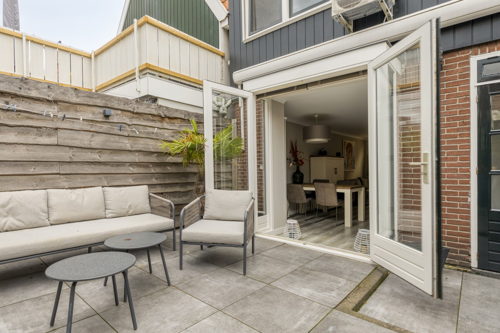 Hoekwoning te koop: St Jozefstraat 19, Volendam
