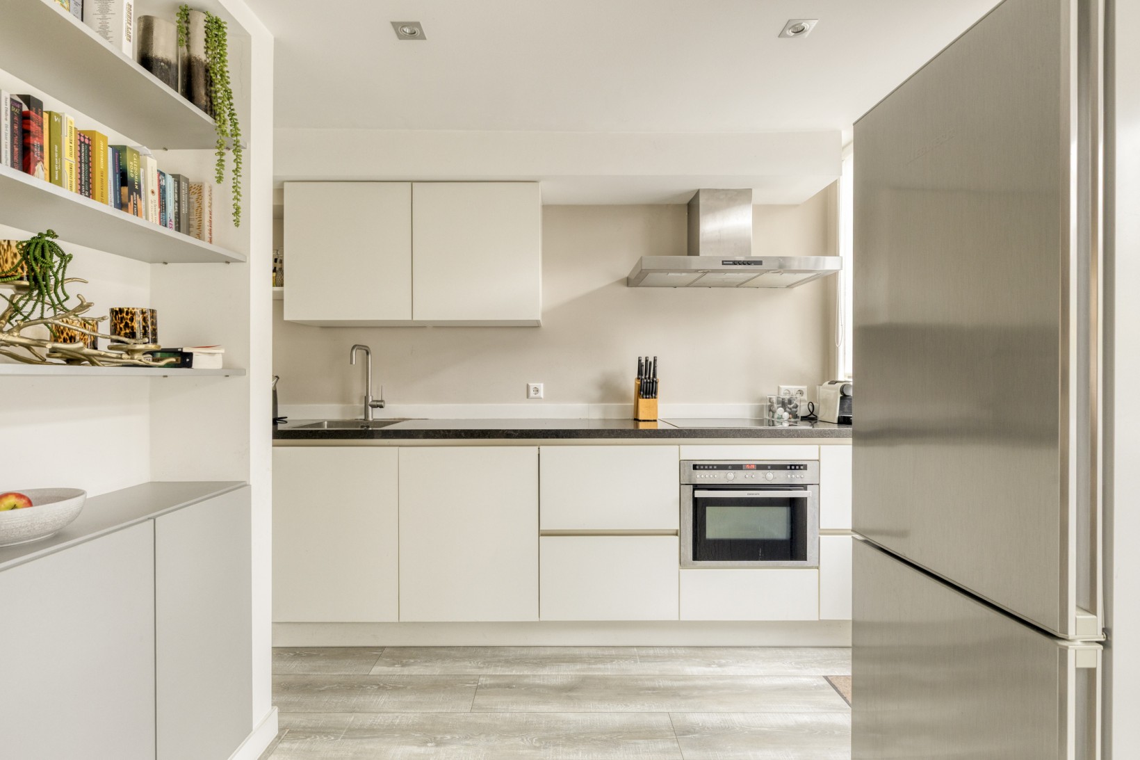 Hoekwoning te koop: St Jozefstraat 19, Volendam
