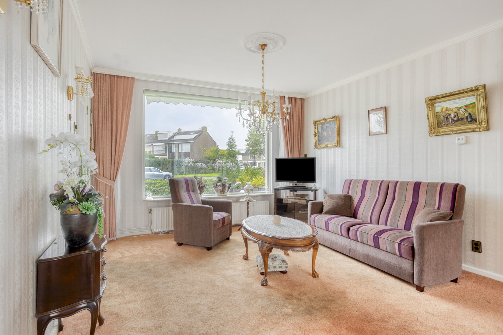 Tussenwoning te koop: Urkerstraat 6, Volendam