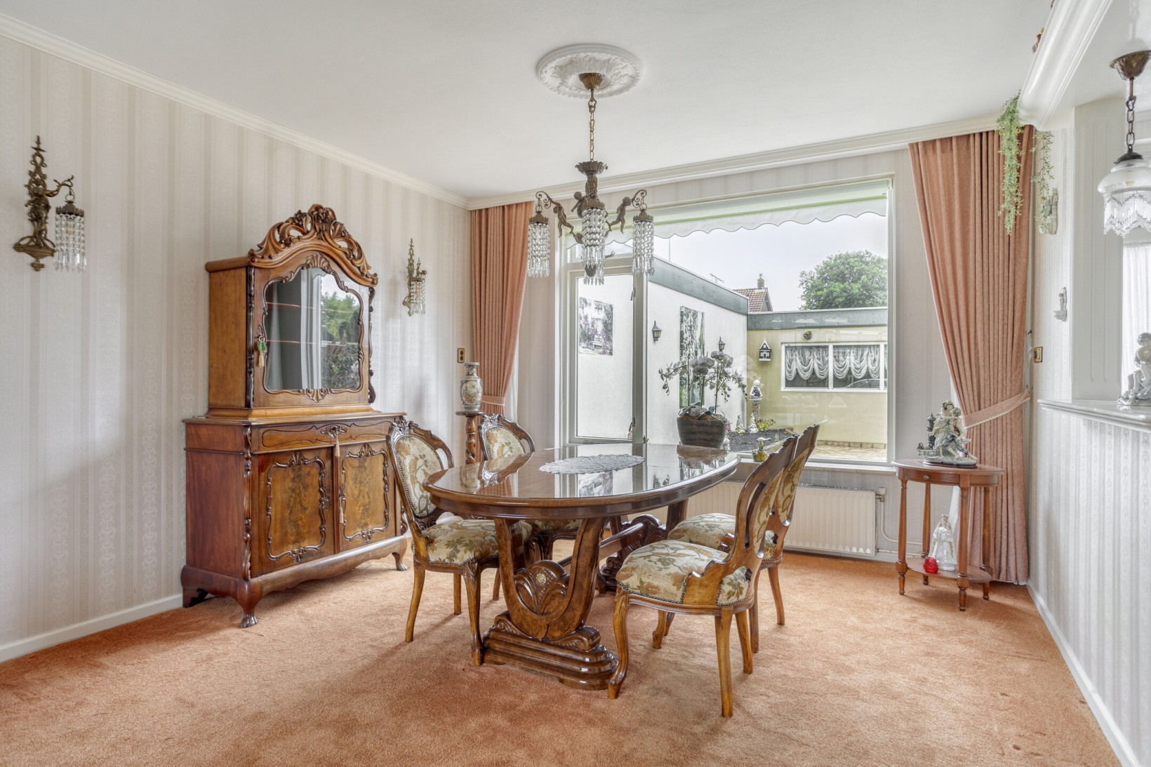 Tussenwoning te koop: Urkerstraat 6, Volendam