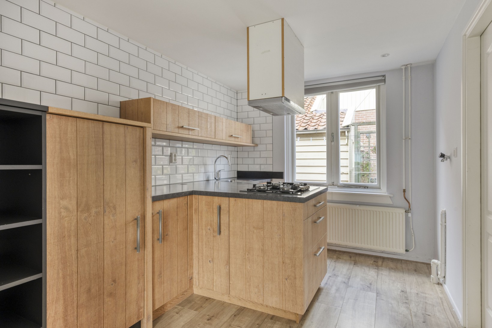 Hoekwoning te koop: Doolhof 53, Volendam