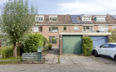 Huis te koop Floris Simonszstraat 8