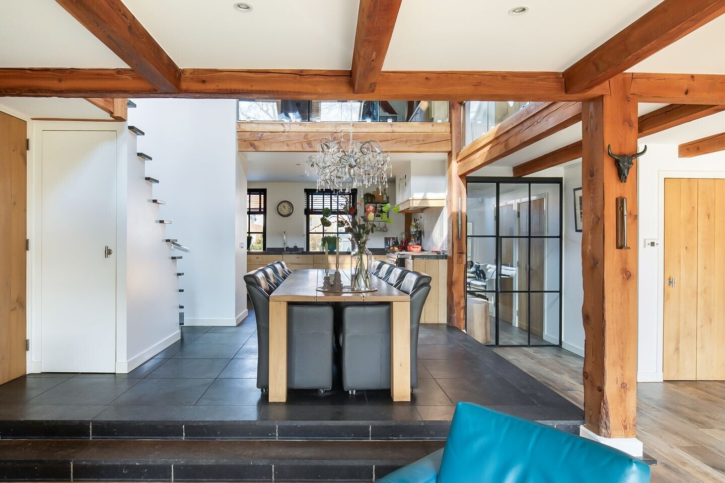 Hoekwoning te koop: Bloemendaal 4, Monnickendam
