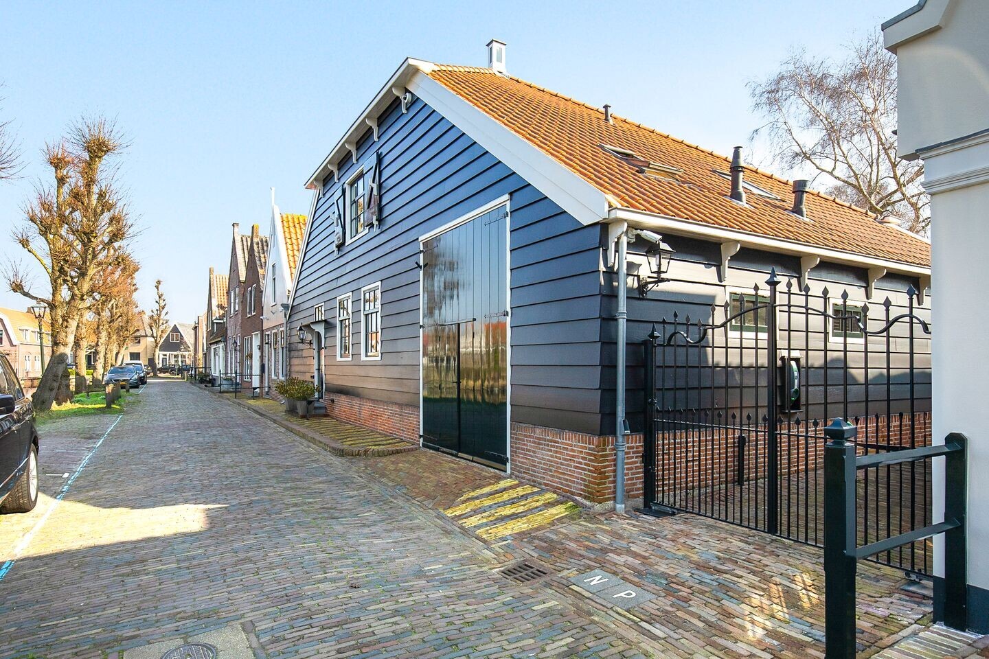 Hoekwoning te koop: Bloemendaal 4, Monnickendam
