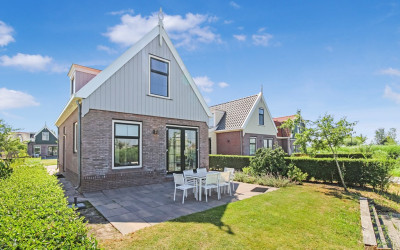 Zeedijk 2-327