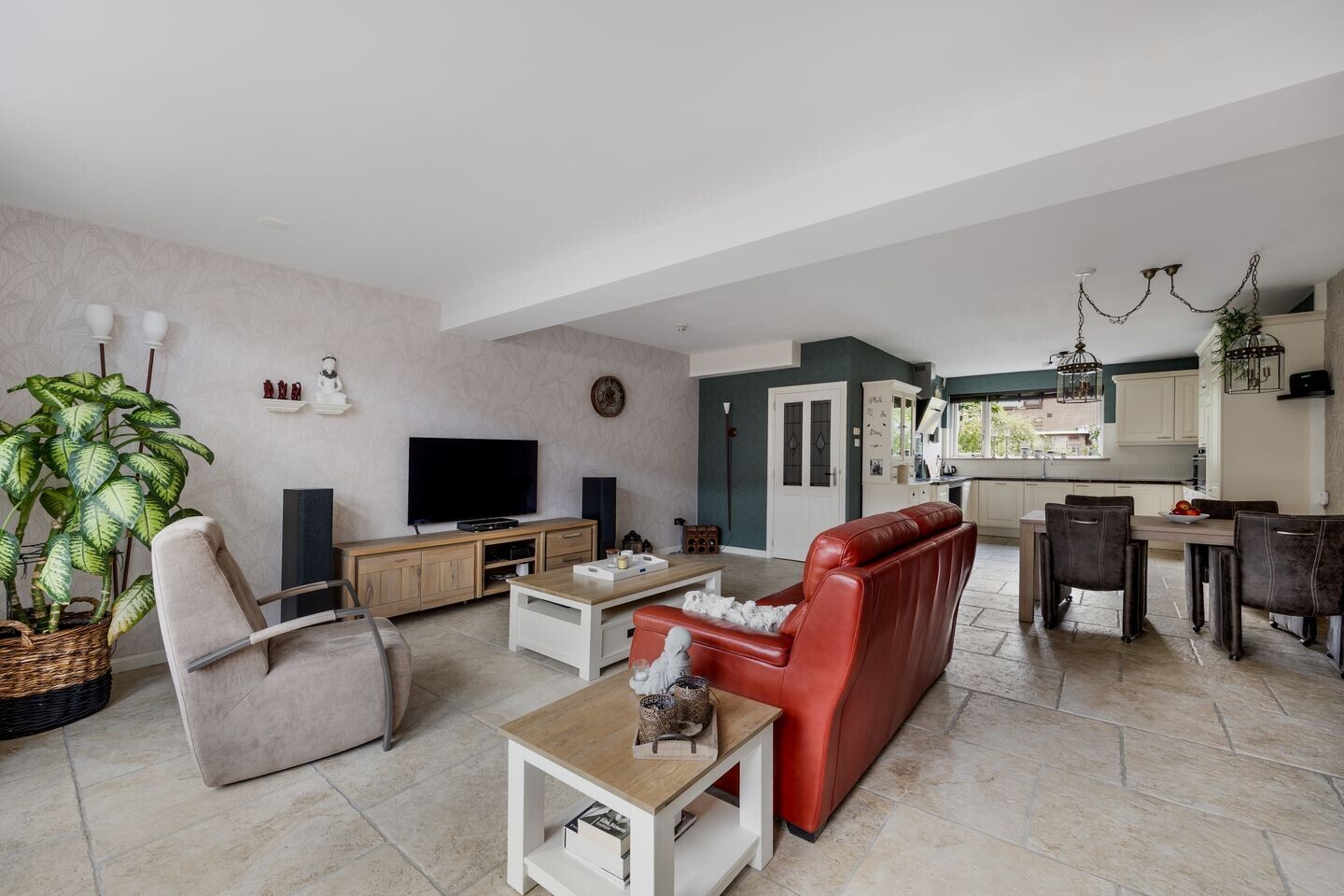 Tussenwoning te koop: Kinheim 86, Zwanenburg