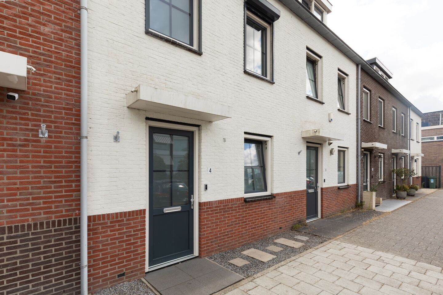 Tussenwoning te koop: Populierenlaan 4, Zwanenburg