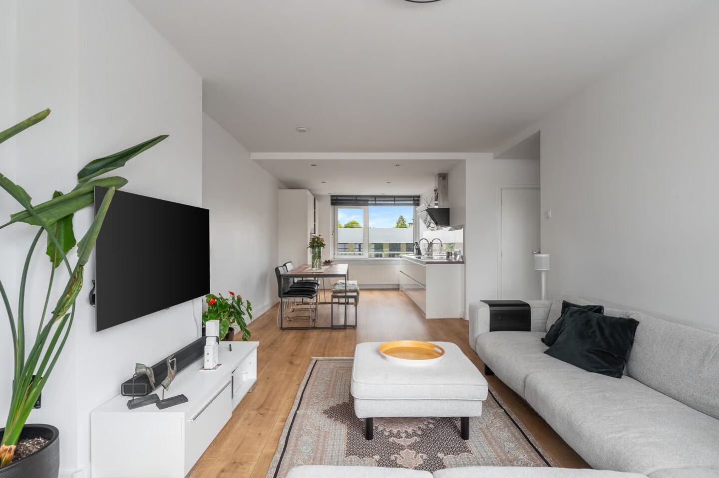 Appartement te koop: Lorentzplein 17, Badhoevedorp