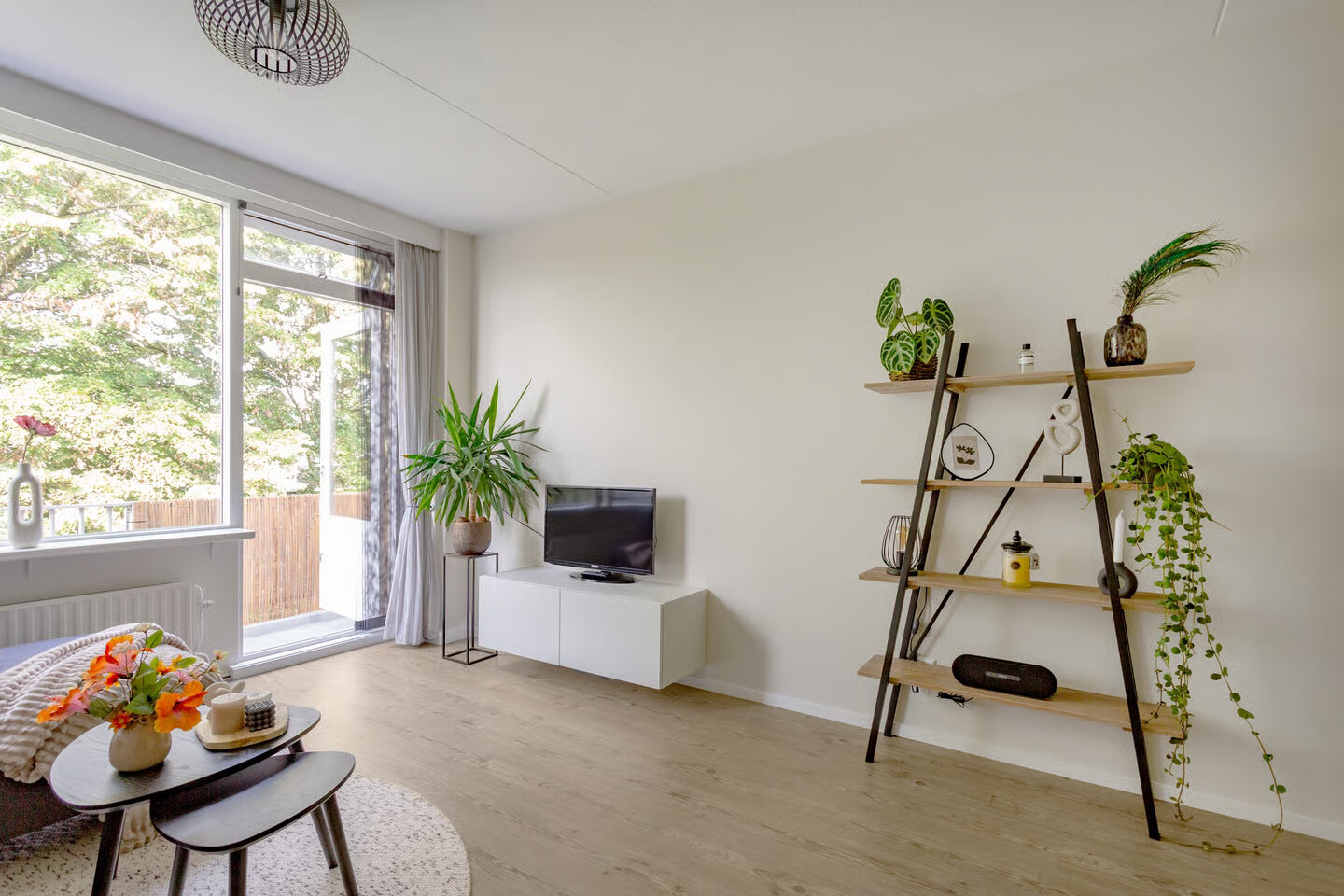 Appartement te koop: Meidoornweg 124, Badhoevedorp