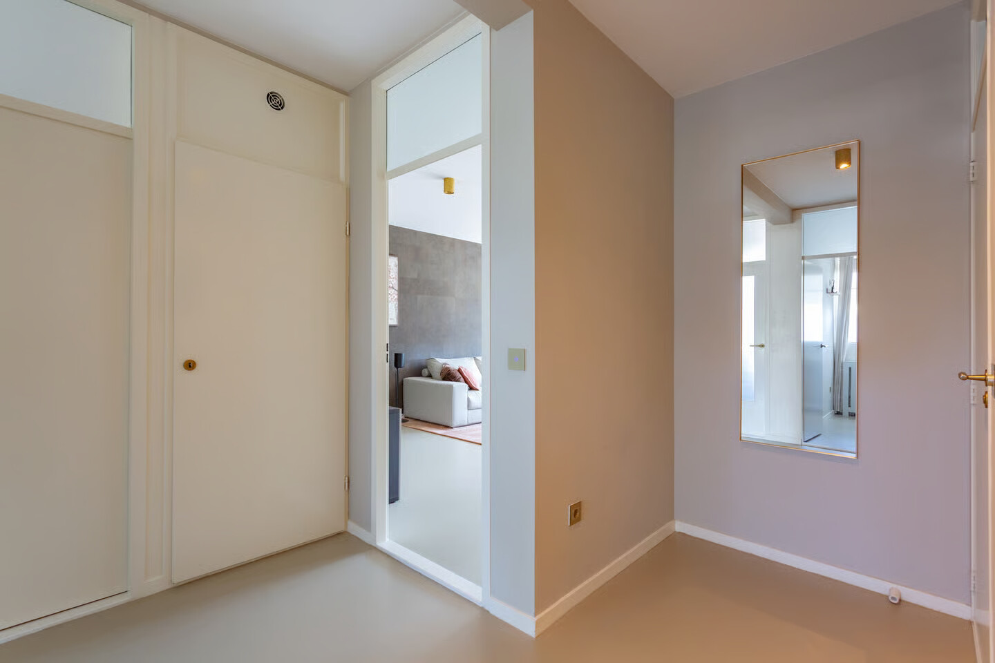 Appartement te koop: Meidoornweg 212, Badhoevedorp