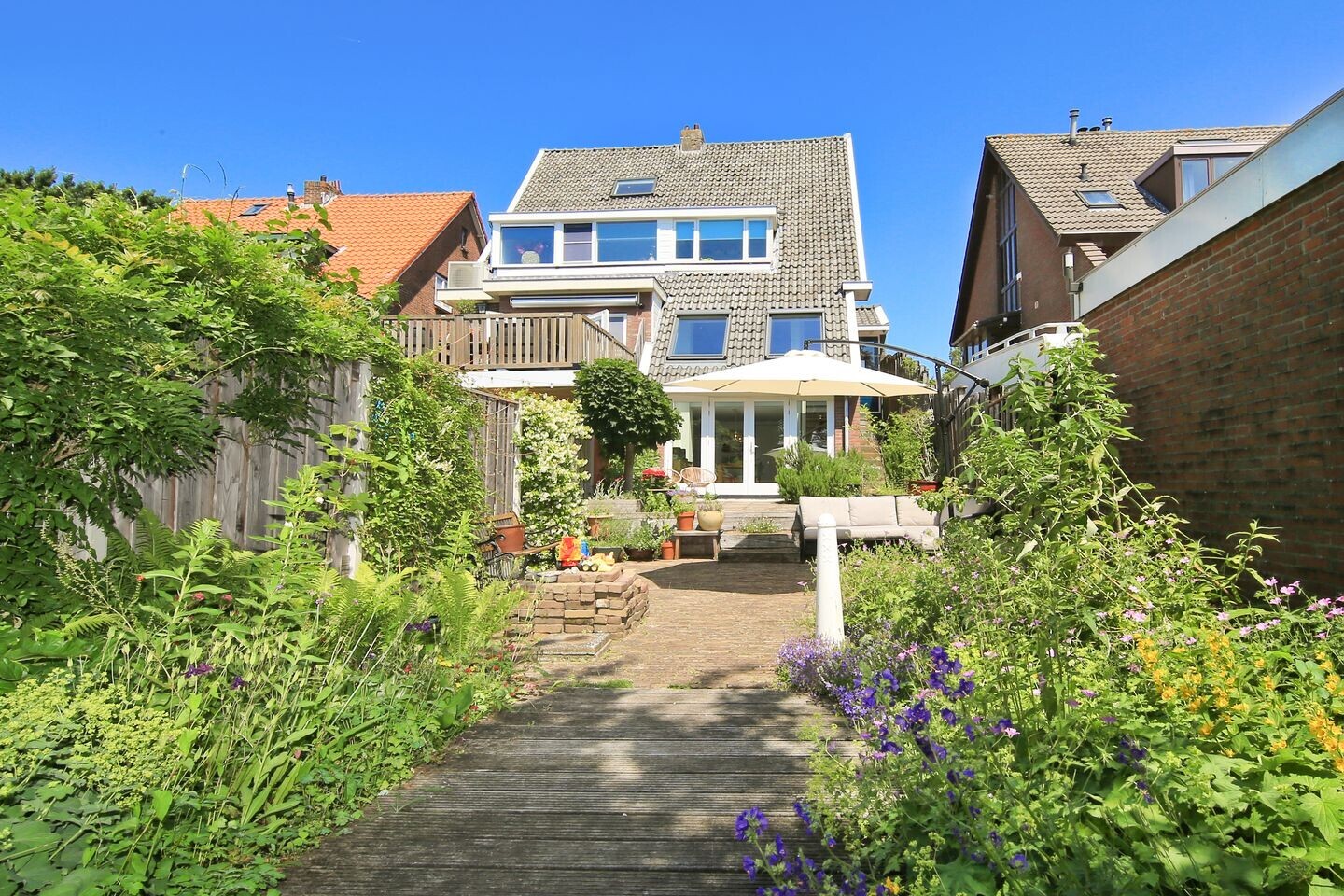 Twee-onder-één-kap te koop: Akerdijk 270, Badhoevedorp