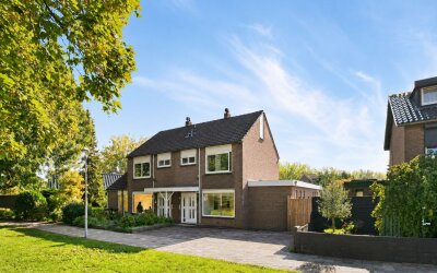 Nieuwerkerkerstraat 10