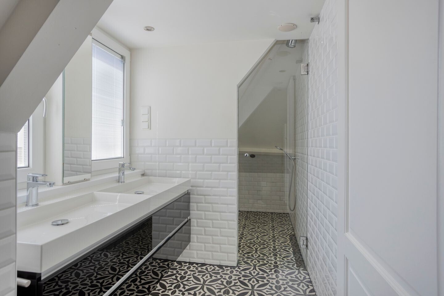 Hoekwoning te koop: Amsterdamseweg 413, Amstelveen