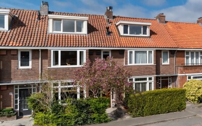Henegouwsel. 91