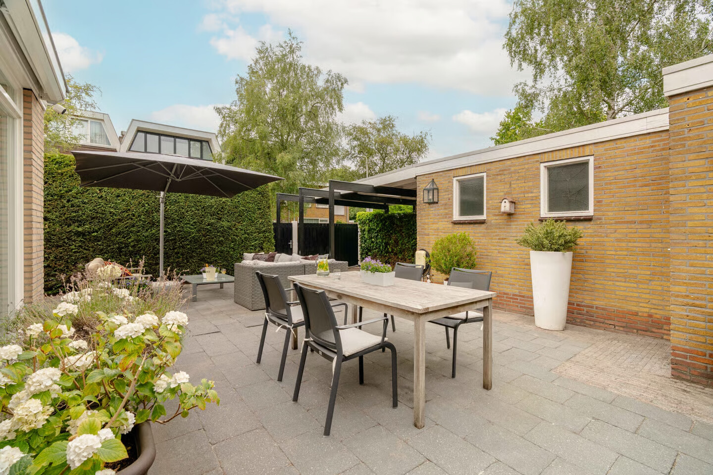 Hoekwoning te koop: Graaf Willemlaan 55, Amstelveen