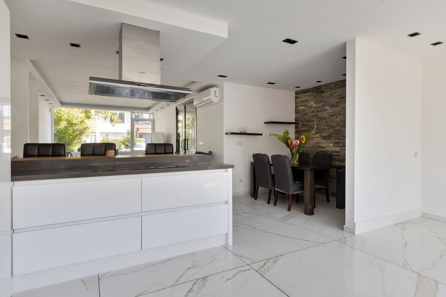 Tussenwoning te koop: Schiermonnikoogstraat 3, Amstelveen