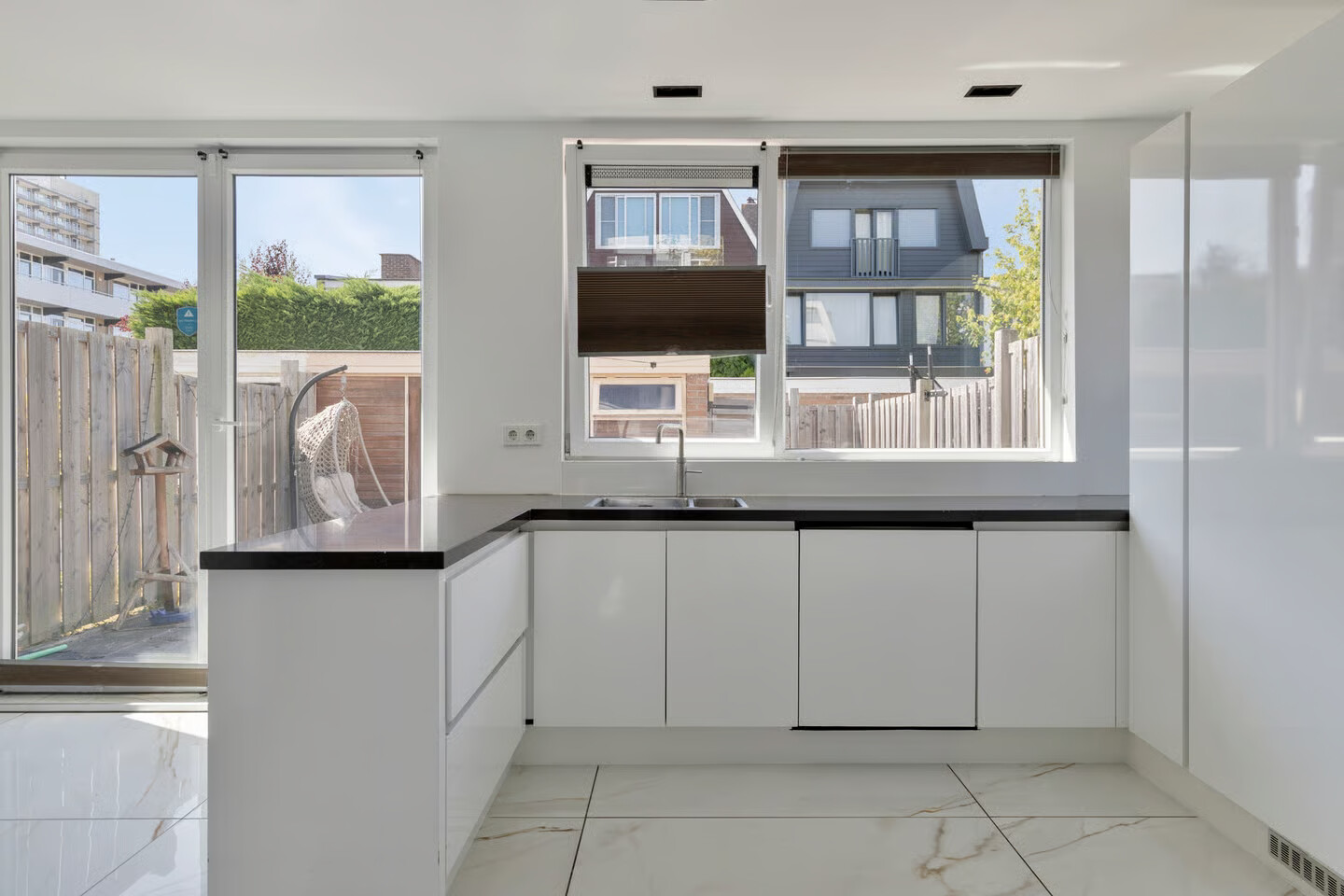 Tussenwoning te koop: Schiermonnikoogstraat 3, Amstelveen
