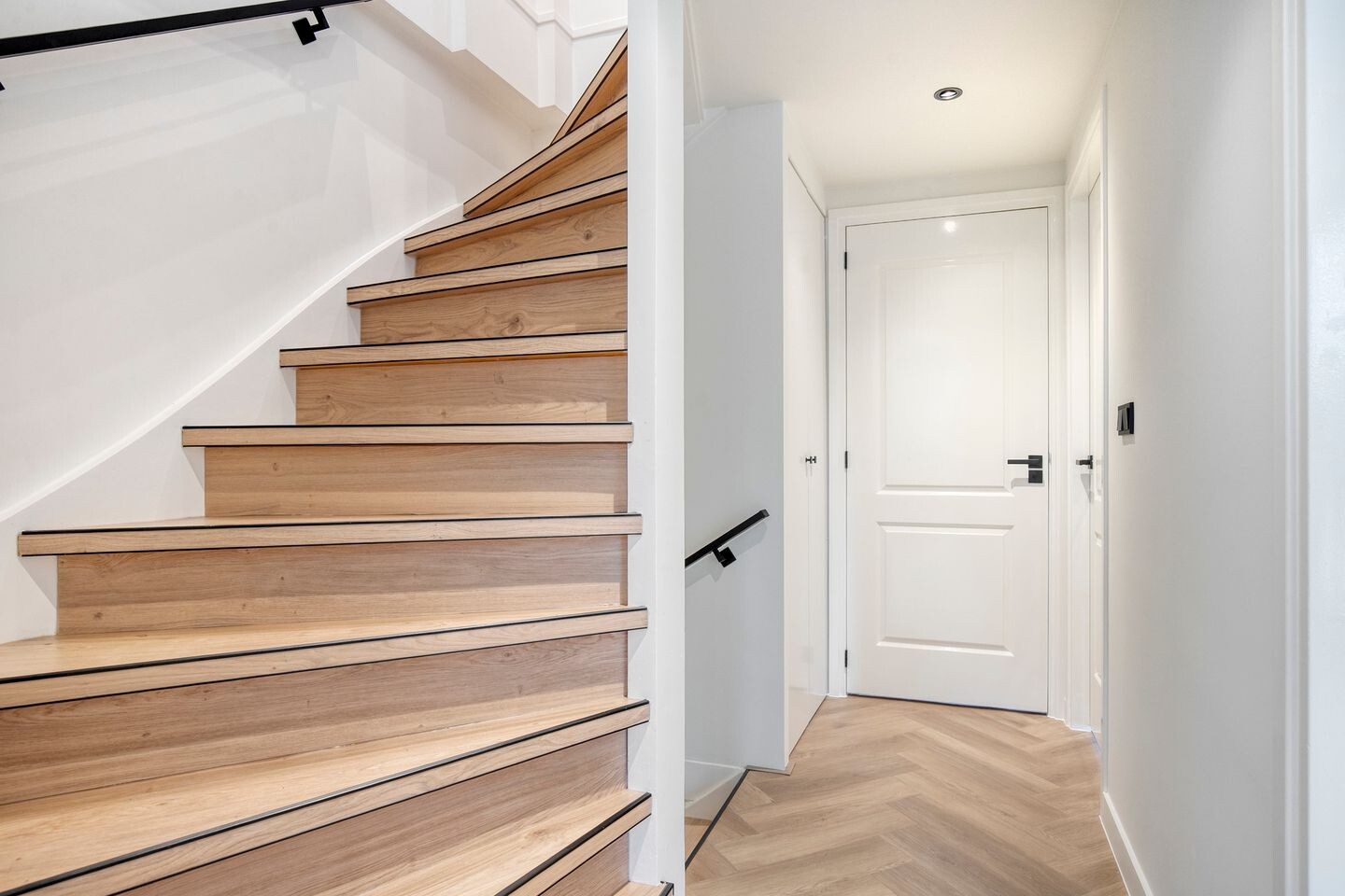 Tussenwoning te koop: Tholenseweg 7, Amstelveen