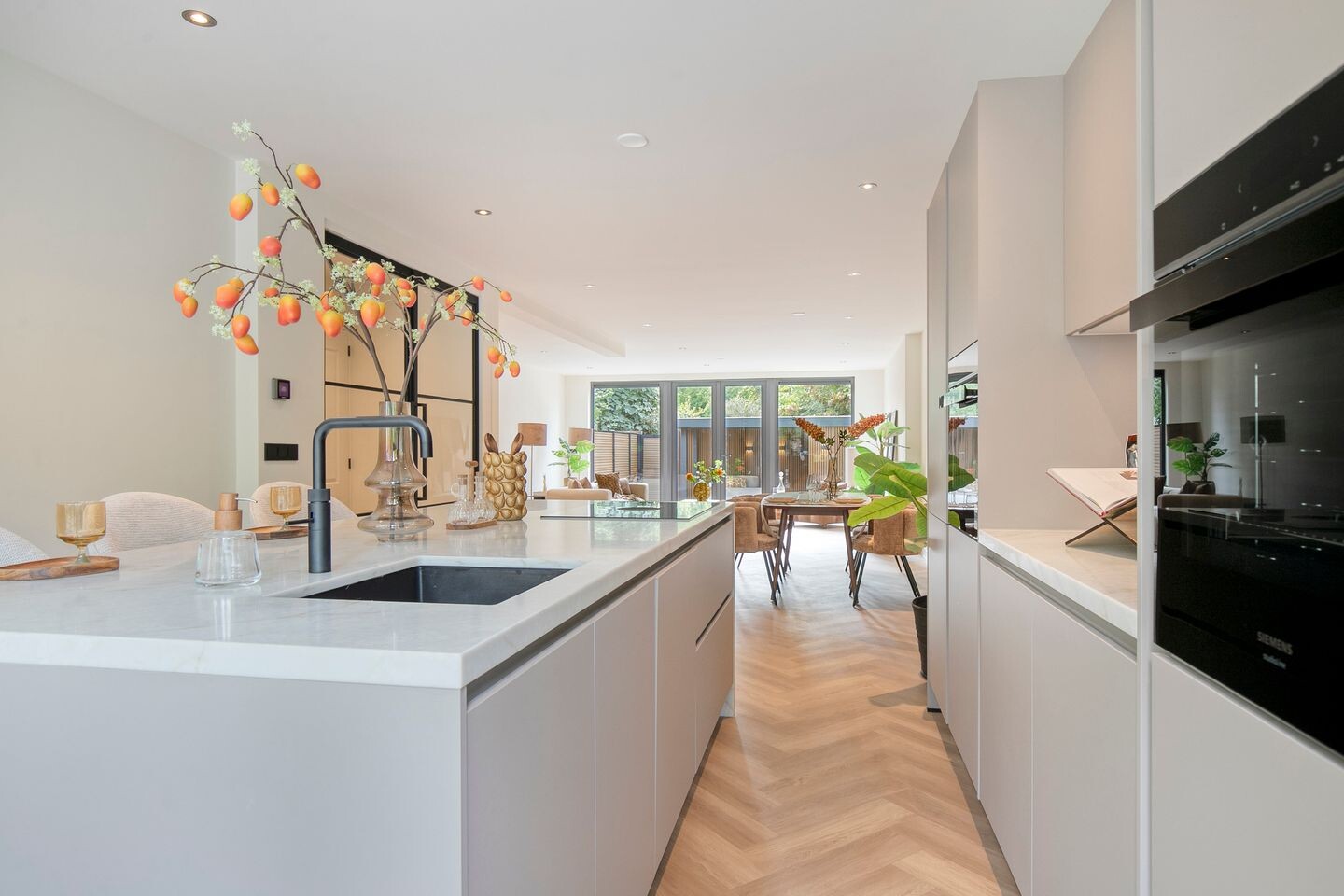 Tussenwoning te koop: Tholenseweg 7, Amstelveen