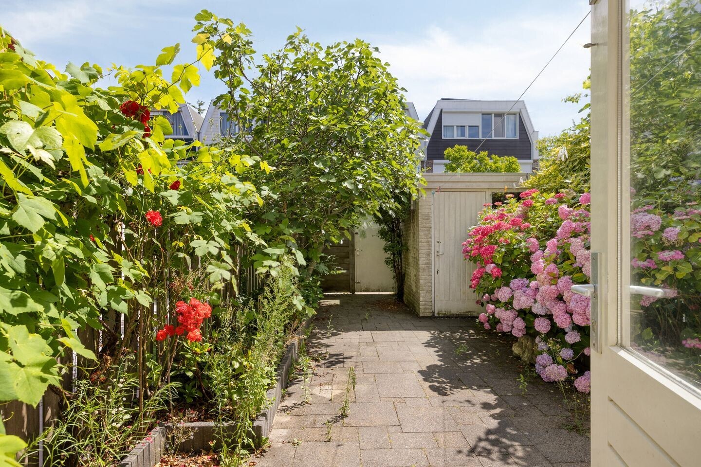 Tussenwoning te koop: Kardinaal de Jongstraat 14, Amstelveen