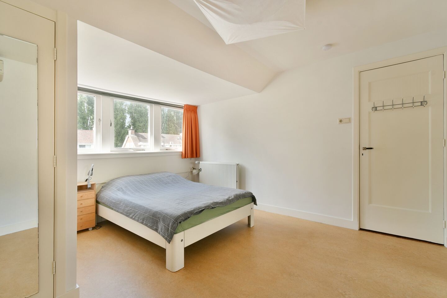 Tussenwoning te koop: Van der Veerelaan 33, Amstelveen