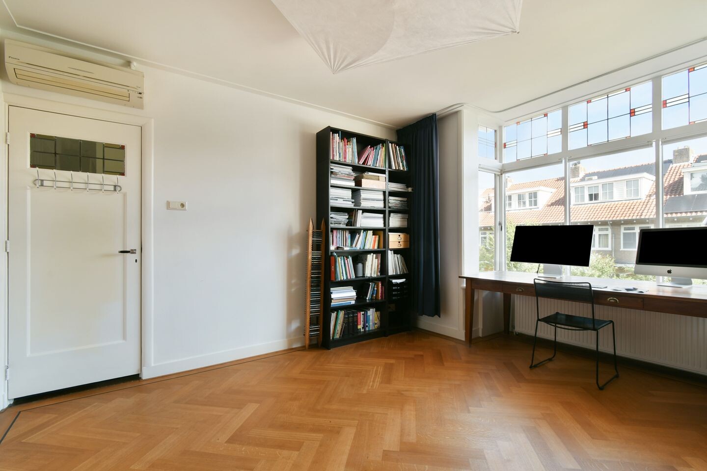 Tussenwoning te koop: Van der Veerelaan 33, Amstelveen