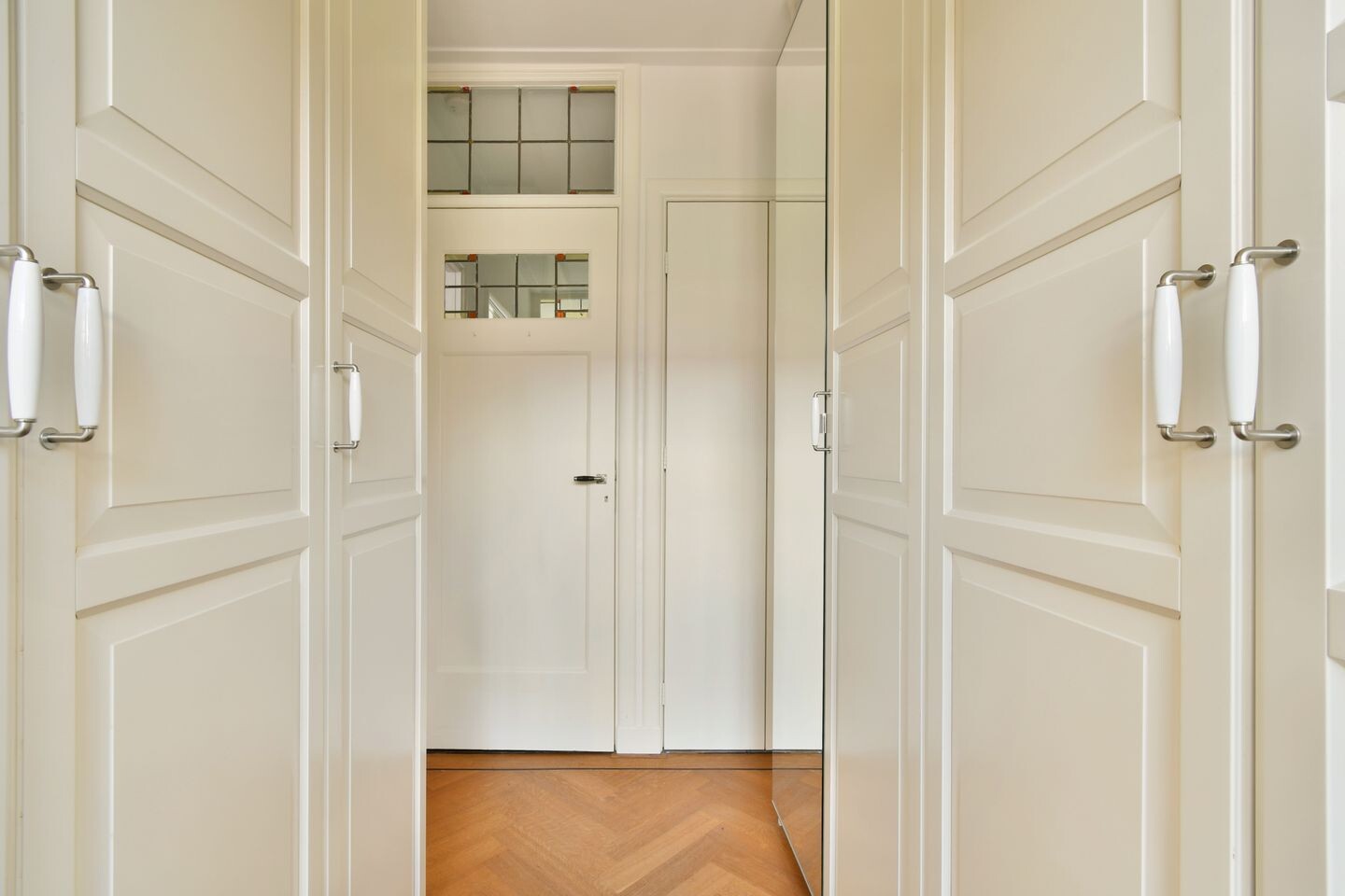 Tussenwoning te koop: Van der Veerelaan 33, Amstelveen