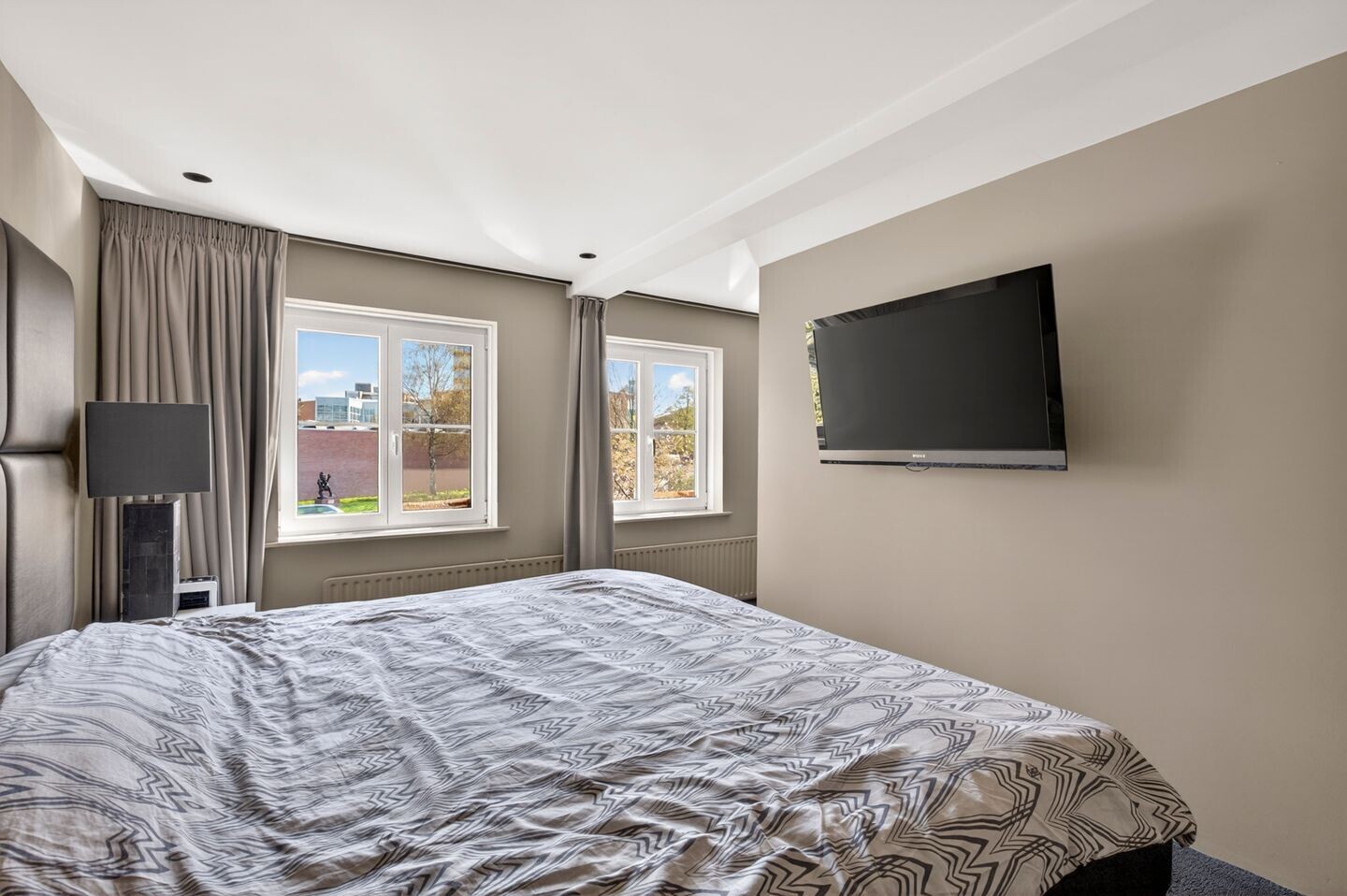 Hoekwoning te koop: Keizer Karelweg 237, Amstelveen