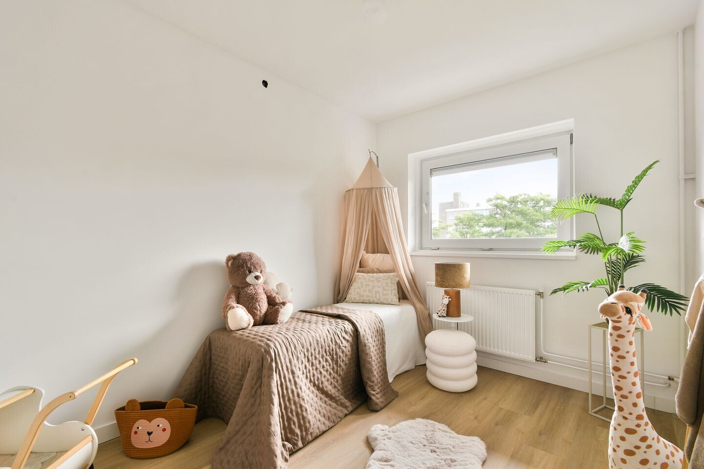 Appartement te koop: Mr. G. Groen van Prinstererlaan 301, Amstelveen
