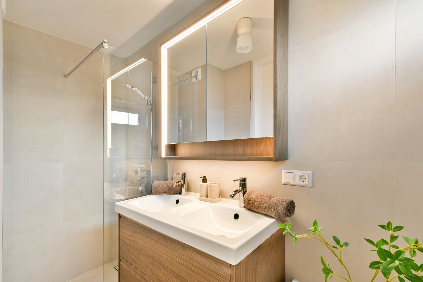 Appartement te koop: Mr. G. Groen van Prinstererlaan 301, Amstelveen