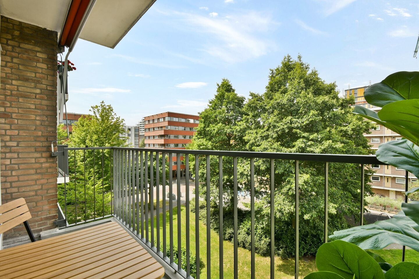 Appartement te koop: Mr. G. Groen van Prinstererlaan 301, Amstelveen