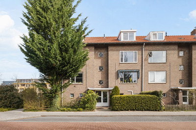 Appartement te koop Adriaen van Ostadelaan 8