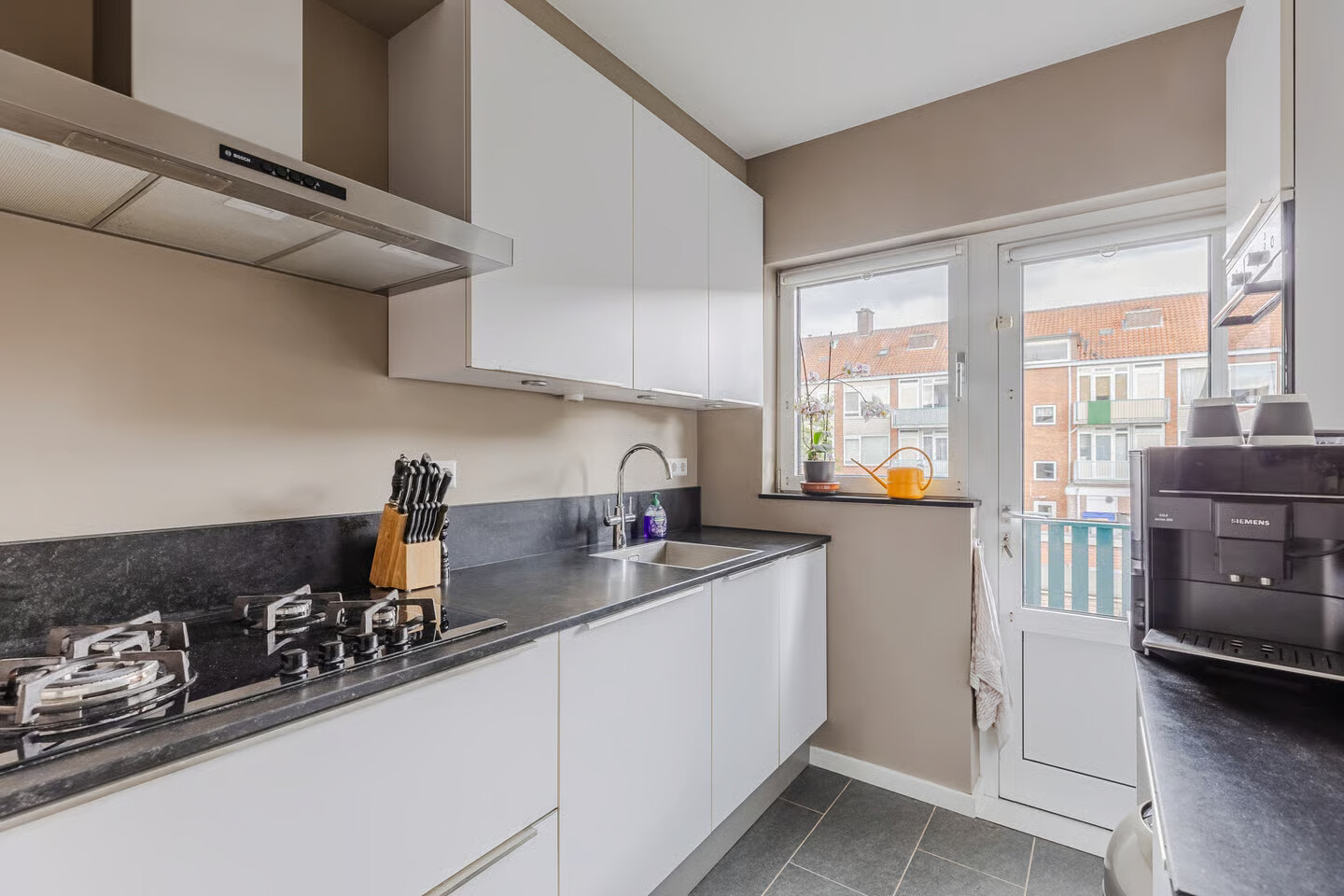 Appartement te koop: Ferdinand Bolweg 81, Amstelveen